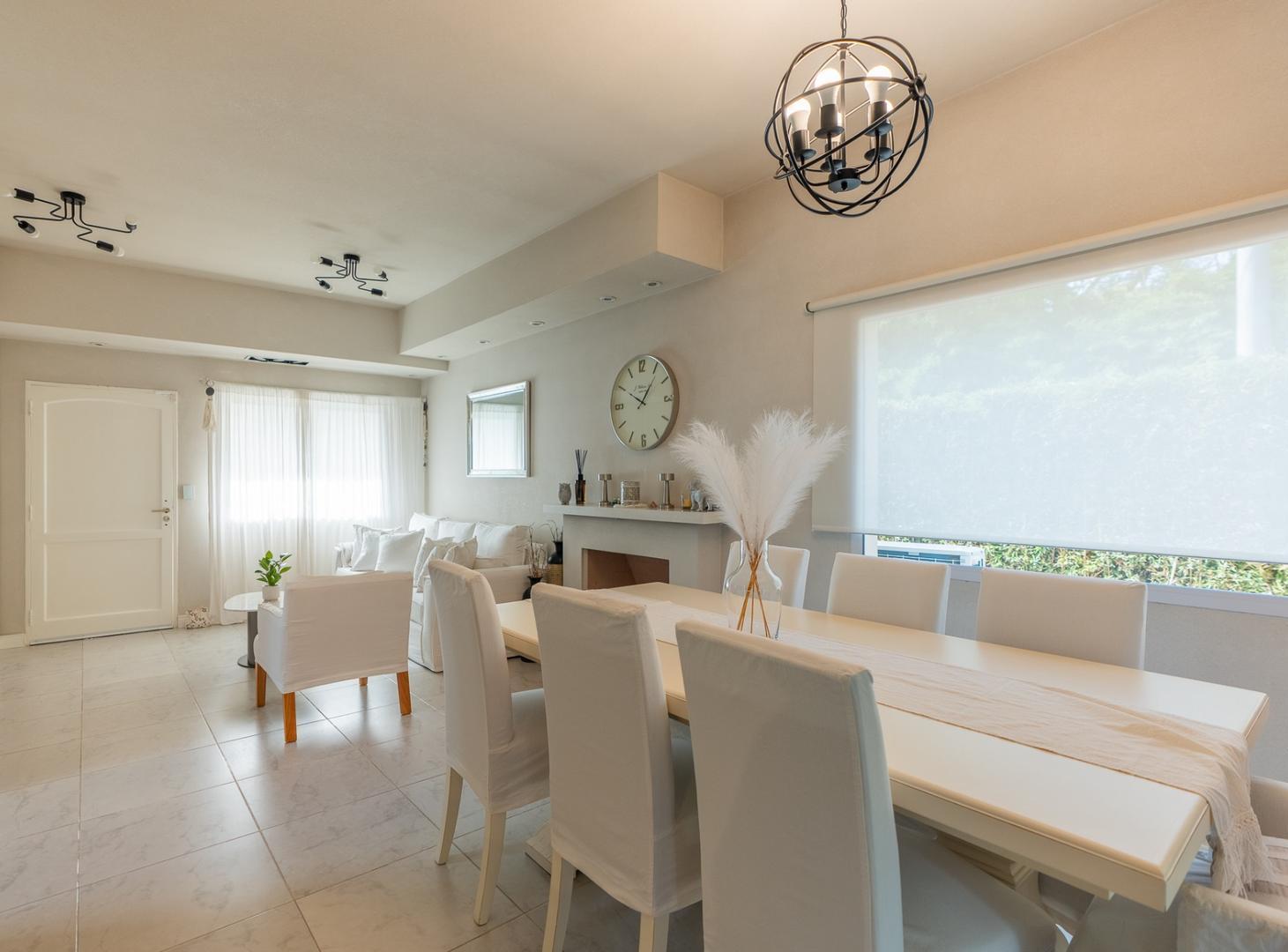 Casa amoblada en venta con mejoras Hábitat Residencias