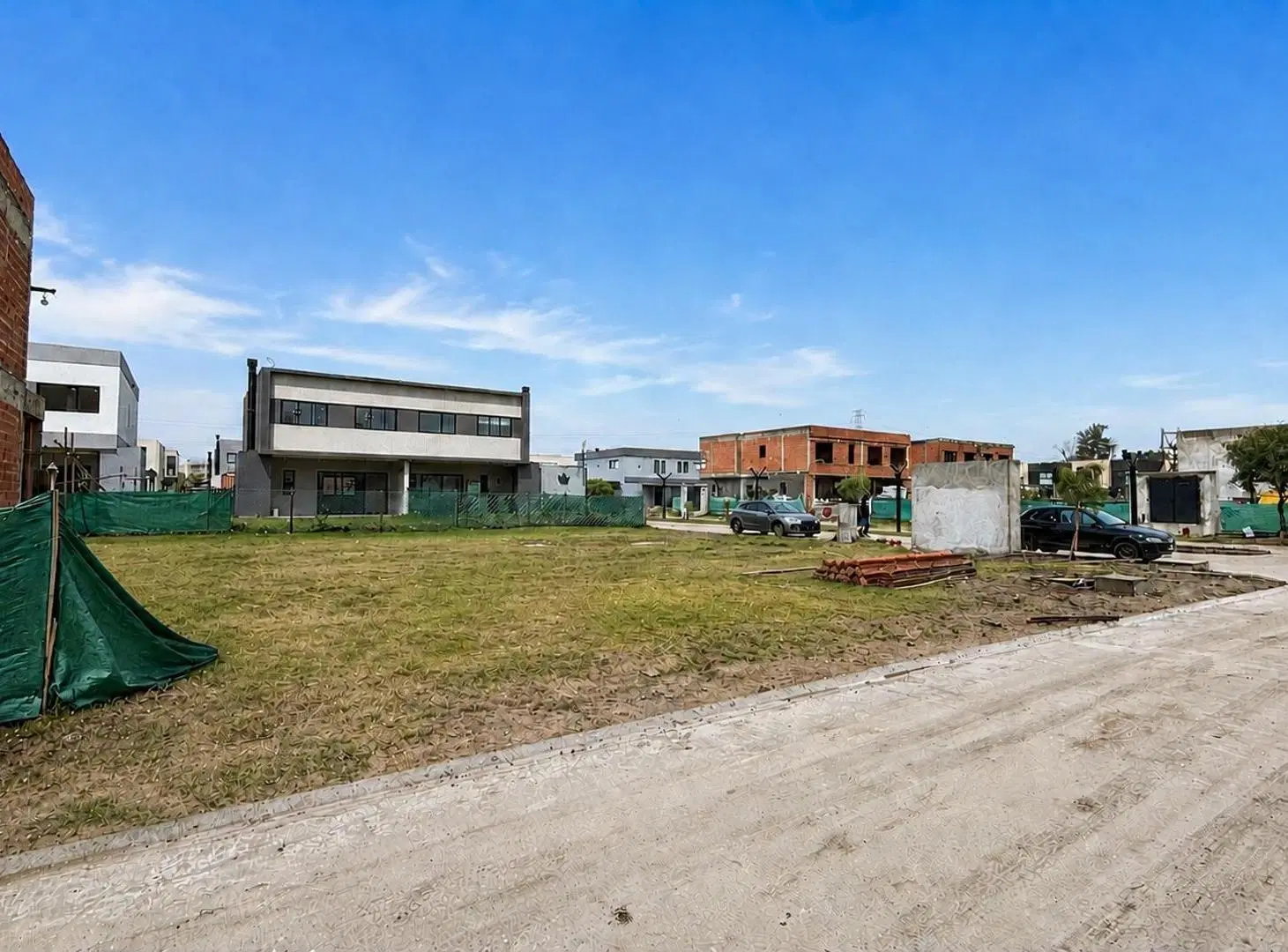 Terreno central en esquina Springpark 4
