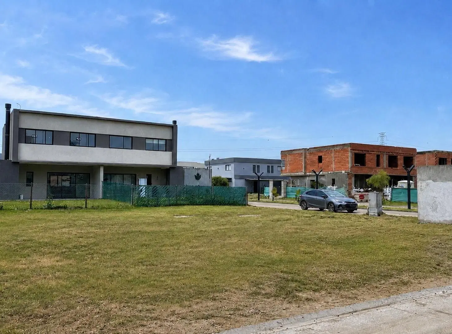 Terreno central en esquina Springpark 1
