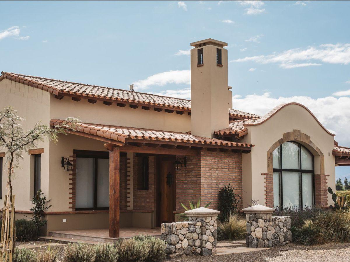 "Vineyard Homes" Lapacho Plan, La Estancia de Cafayate. Reducido! 2