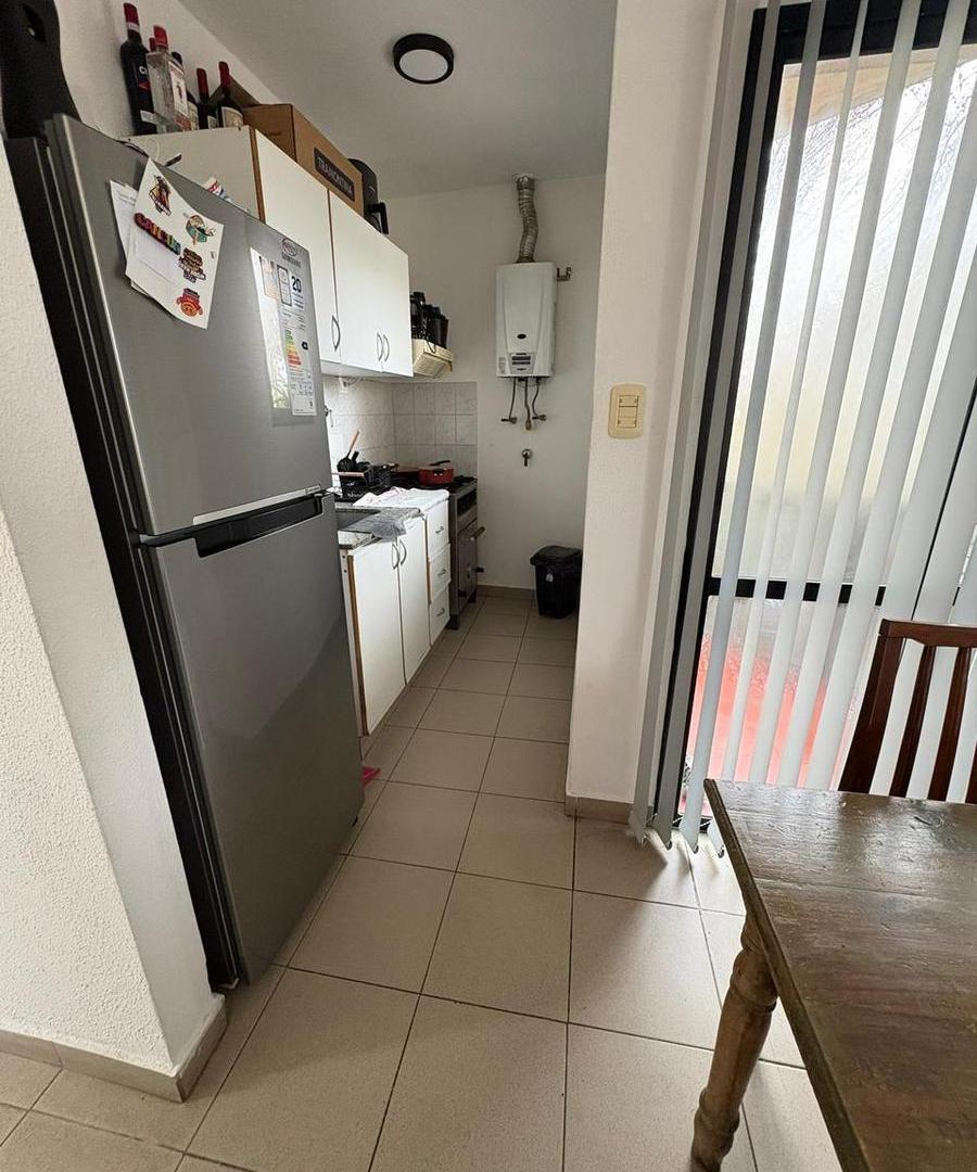 Foto de Departamento en 3 ambientes en Alquiler. Bernal Centro, imagen 1