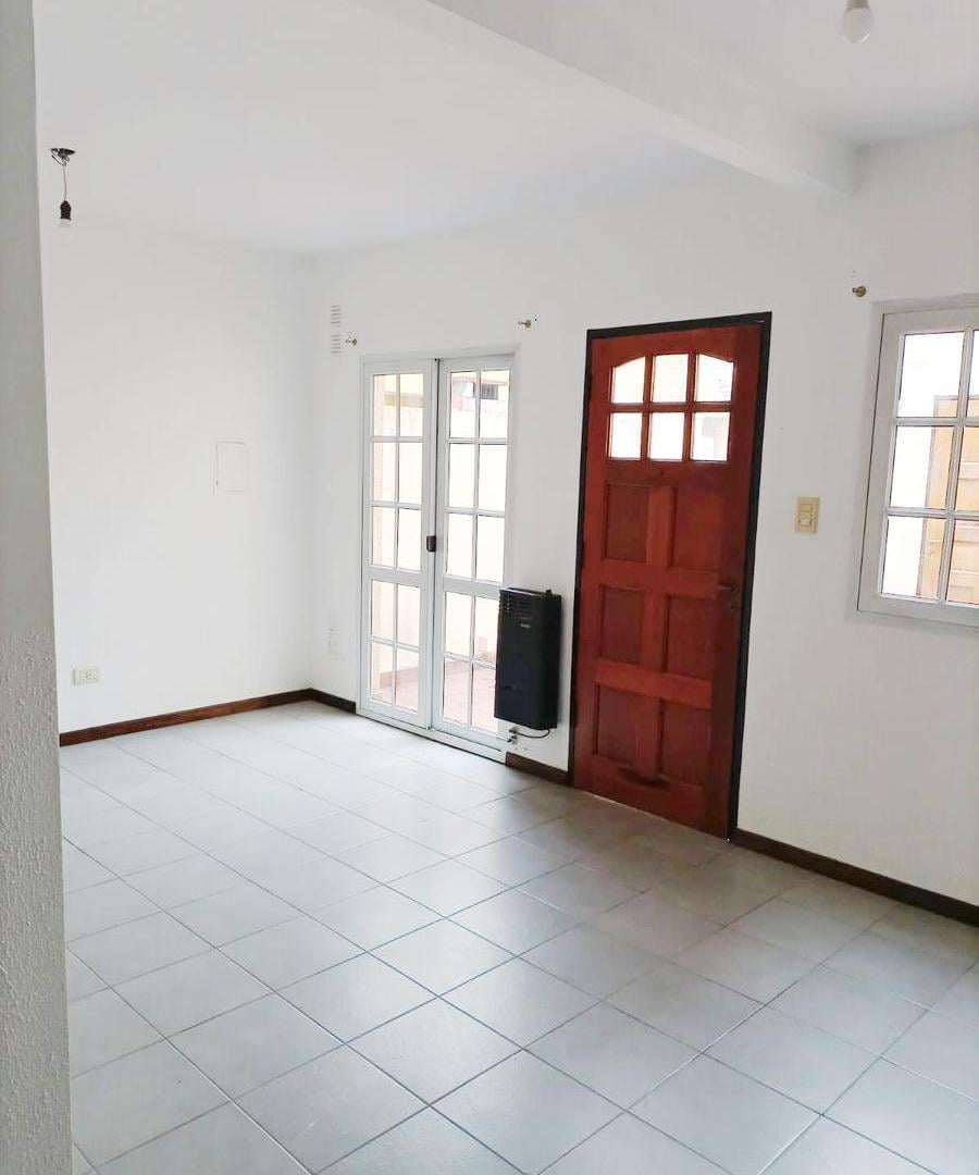 Foto de Alquiler Bernal Ph tipo Duplex Interno., imagen 3
