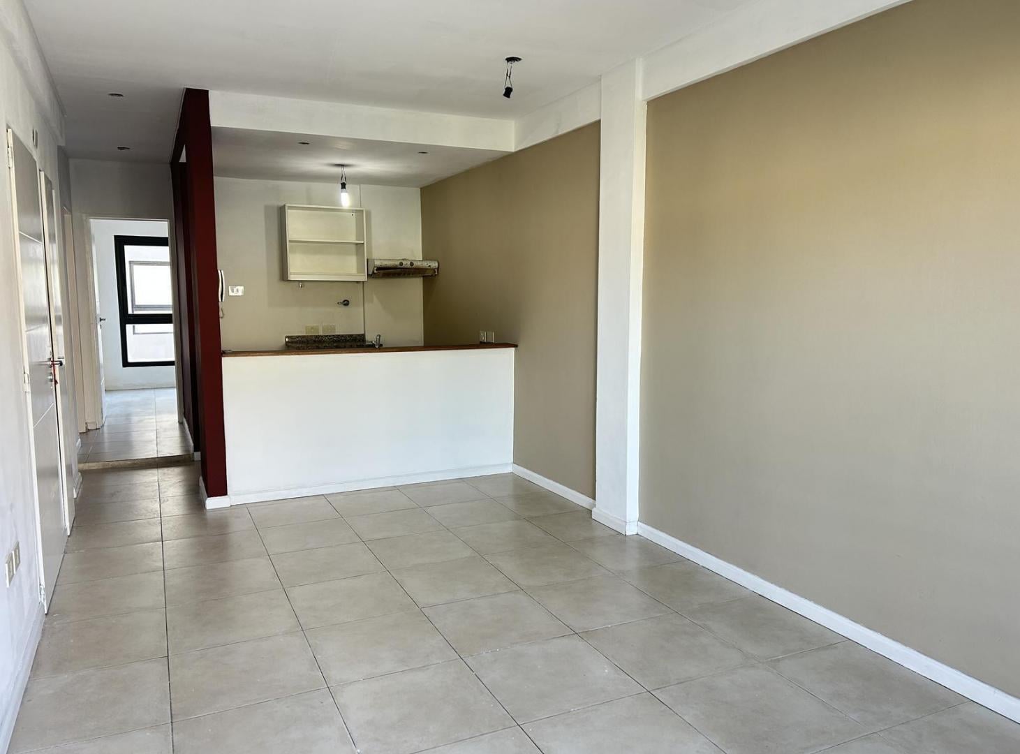 Foto de Alquiler Departamento 2 Ambientes Bernal, imagen 5