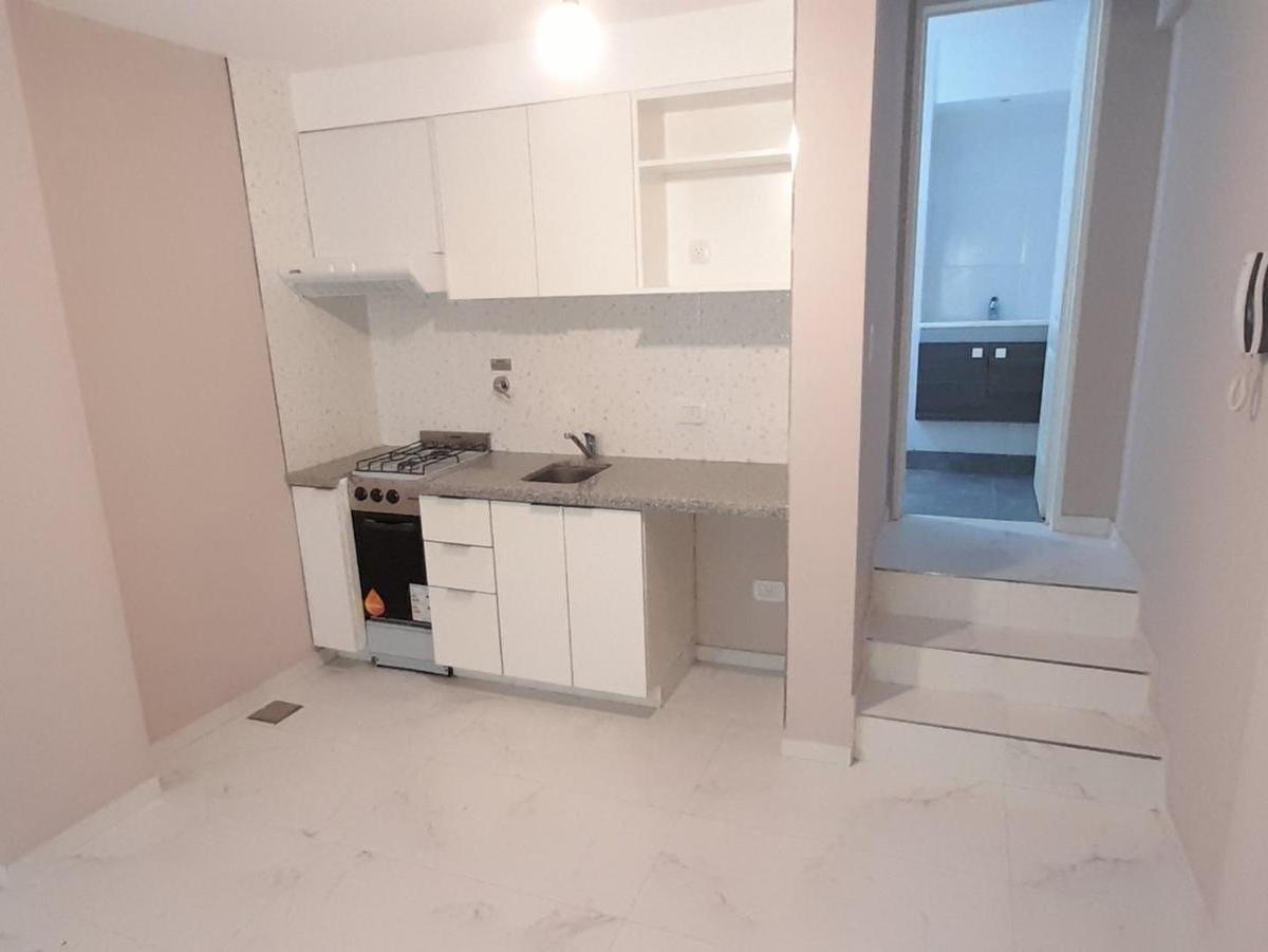 Foto de VENTA DE DEPARTAMENTO A ESTRENAR CON COCHERA, imagen 2