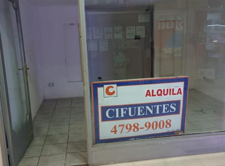 MARTINEZ CENTRO - LOCAL EN ALQUILER EN ALVEAR EN GALERÍA 5