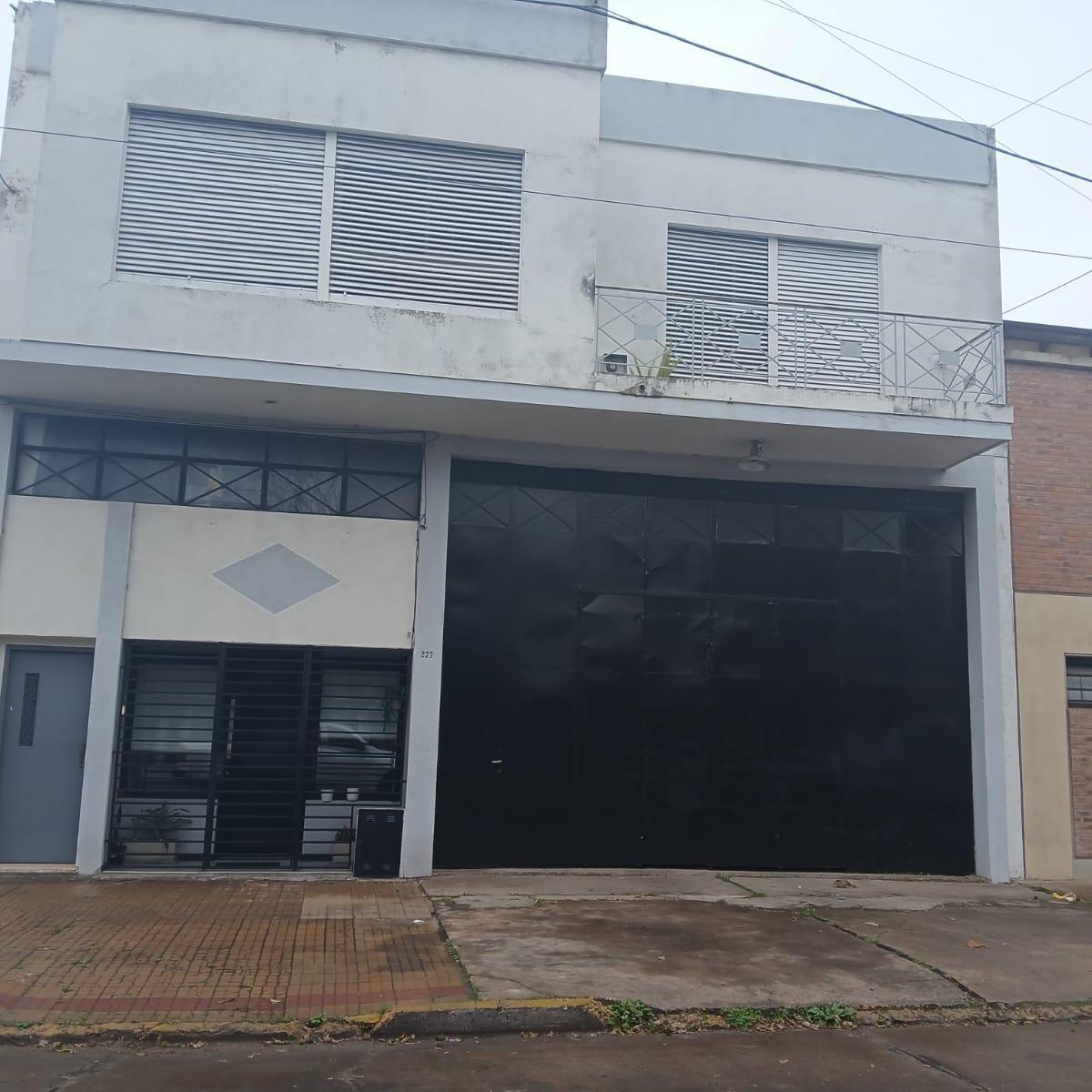 Galpon con Dpto-.290m2-Tolosa 8 e/ 529 y 530-La Plata-Venta