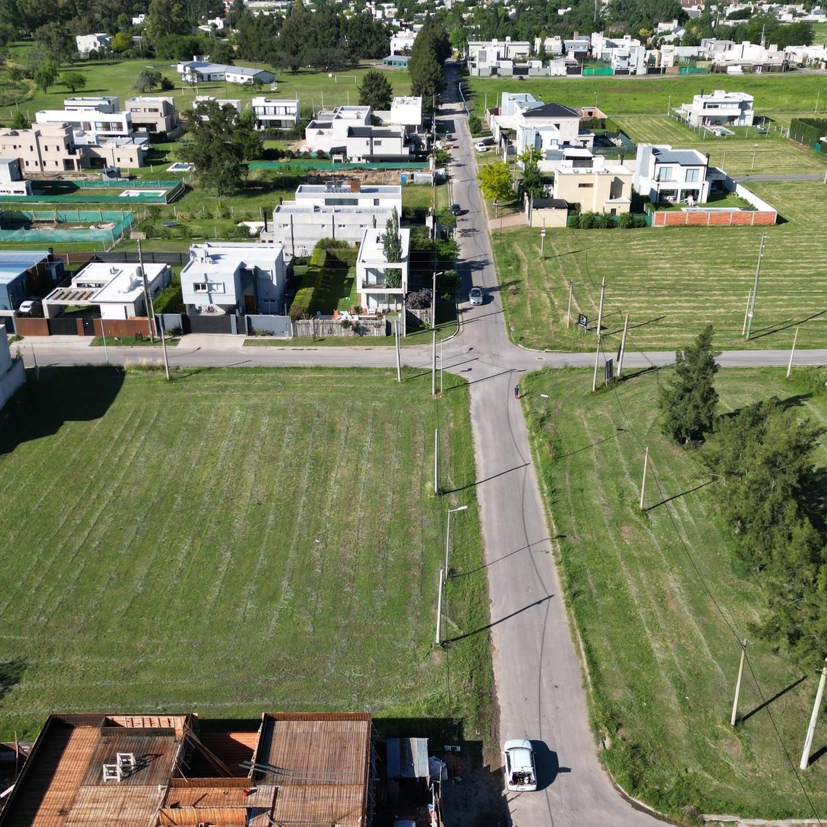 Lote 10 x 32 BARRIO DON CARLOS I | ESCRITURA | 138 y 508 José Hernández LP