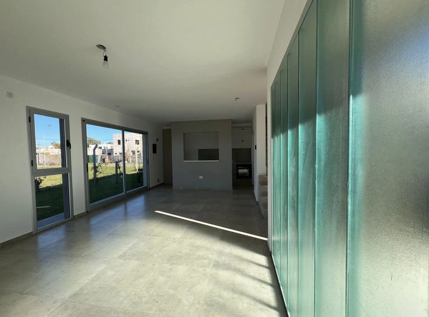 VENTA - DUPLEX 2 DORM EN COMPLEJO CERRADO A ESTRENAR- CALLE 139 y 505 - DON CARLOS - LA PLATA 2
