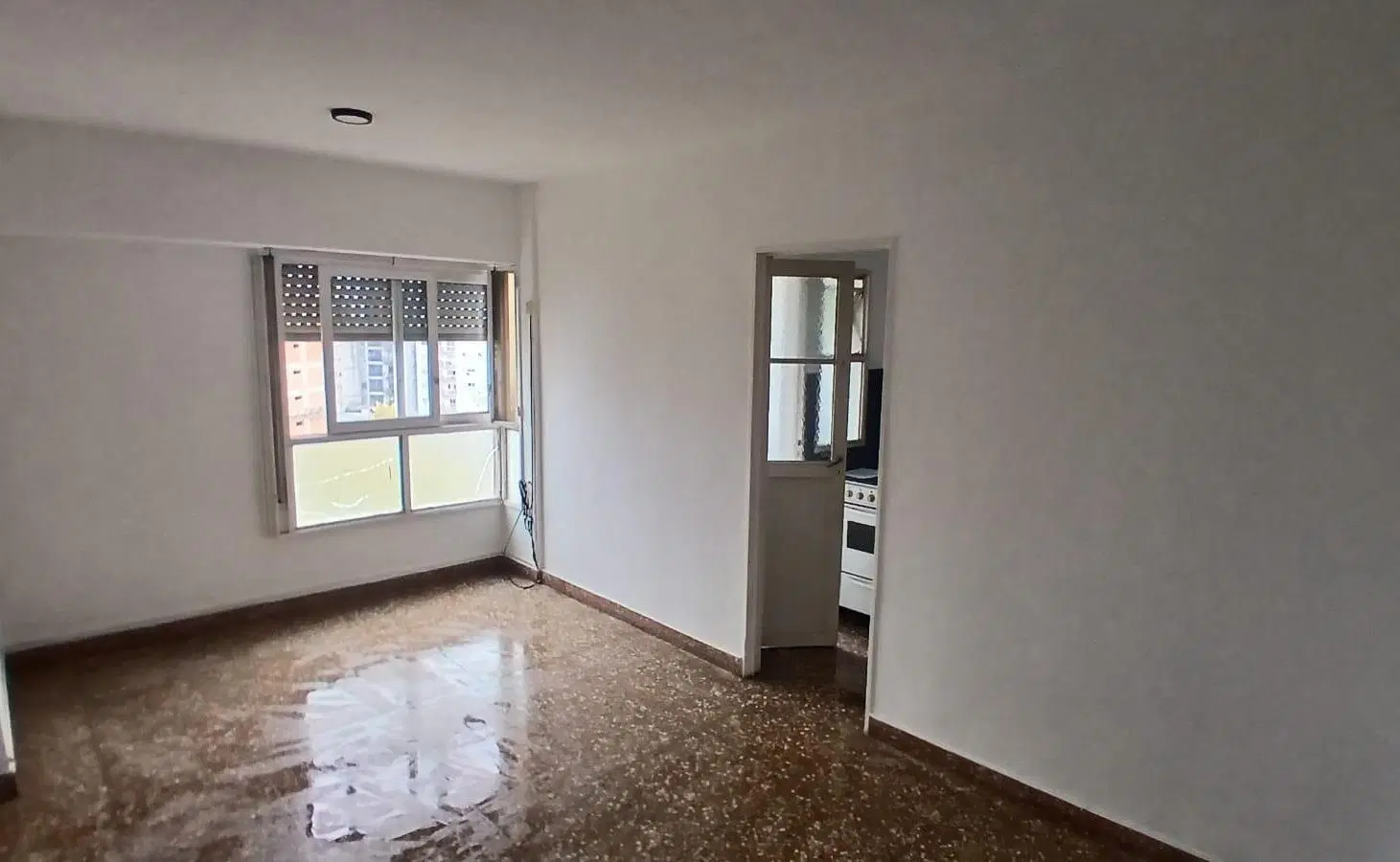 Dpto 1 dormitorio al frente- 9 y Diag 74-VENTA 2