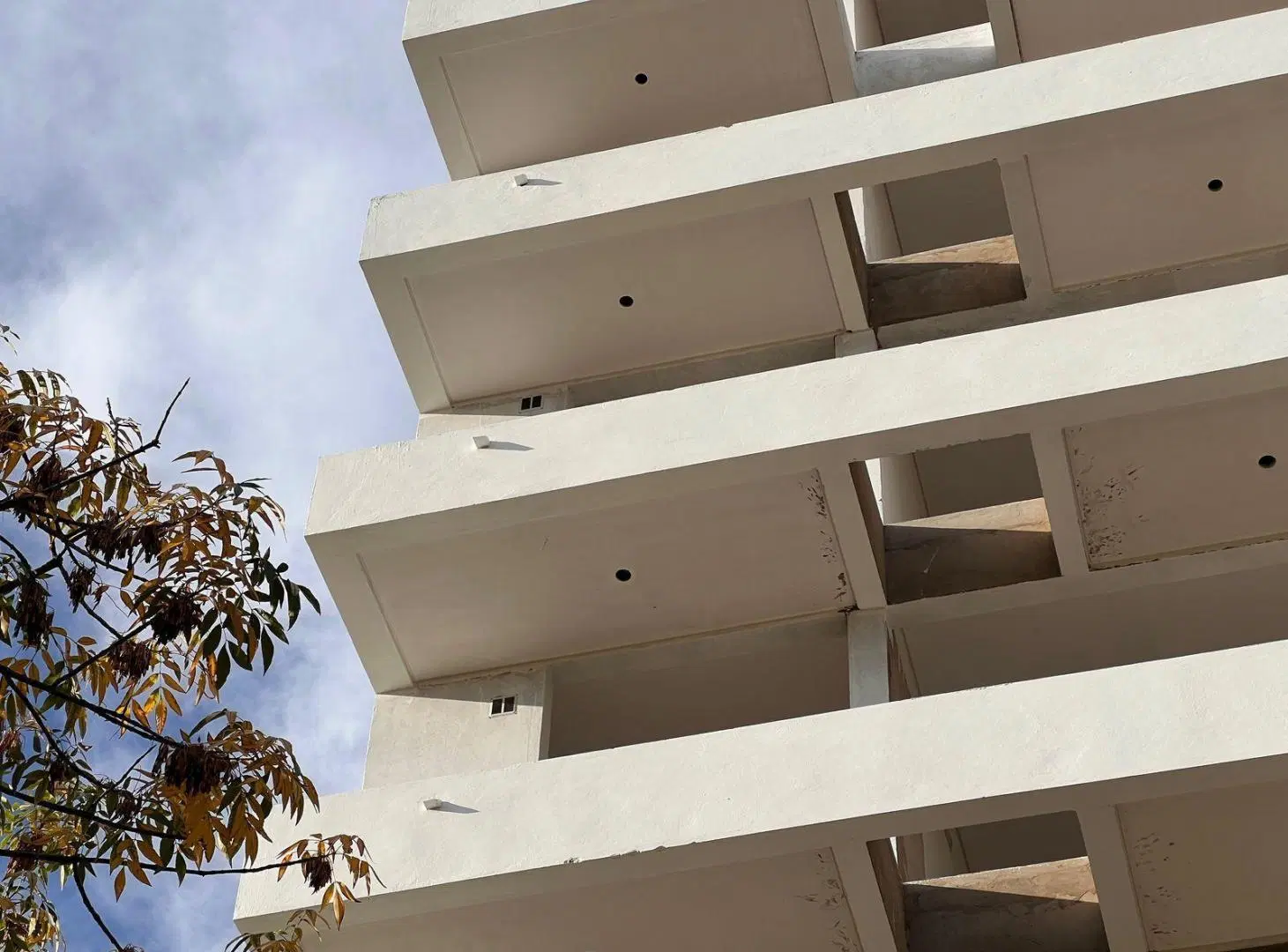 VENTA MONOAMBIENTE A ESTRENAR - Calle 8 e/ 38 y 39  La Plata 2