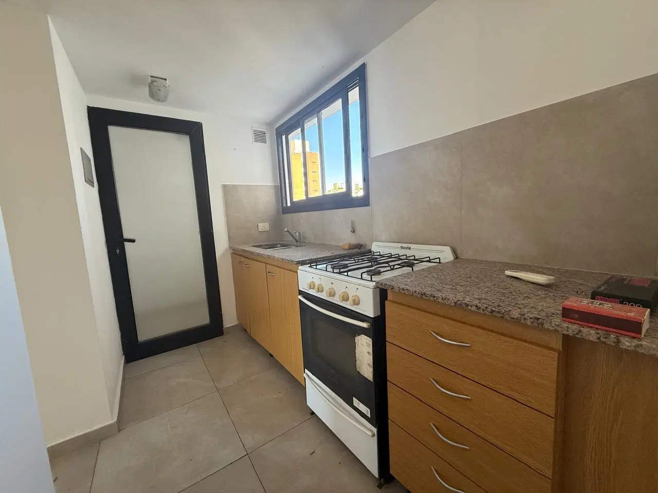 ALQUILER DEPARTAMENTO 1 DORMITORIO CON COCHERA - CALLE 6 e/ 60 y 61 - LA PLATA 5