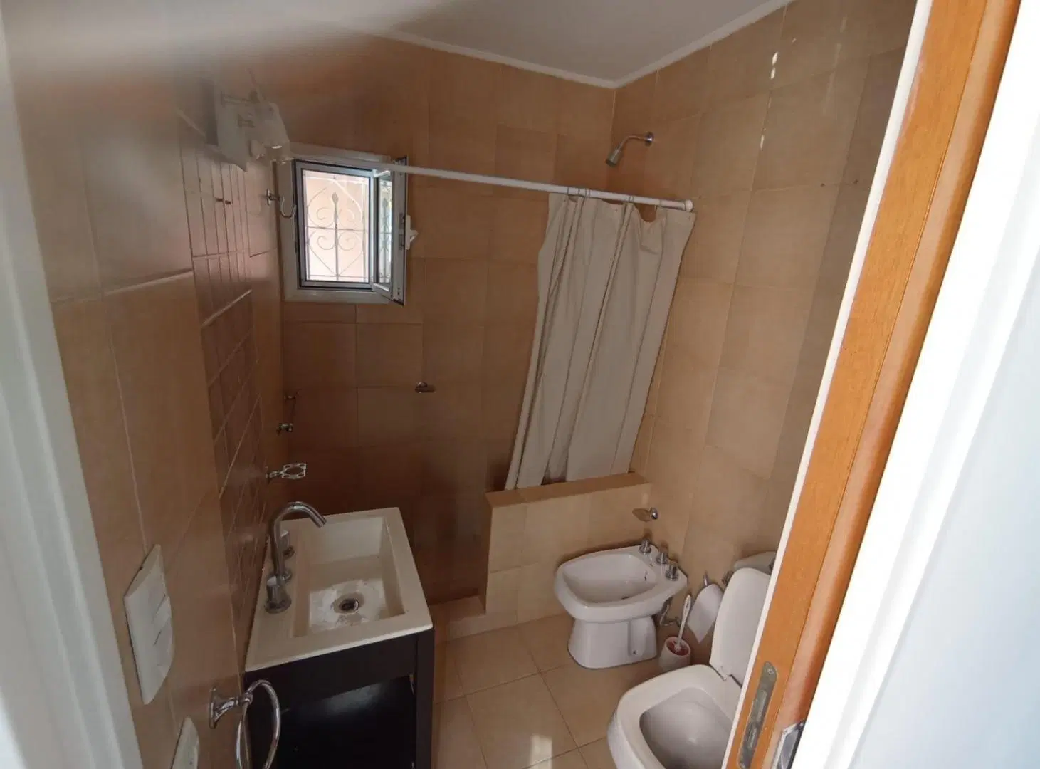 ALQUILER CASA 2 DORM - PARQUE - 454 e/ 28 bis y 29 - CITY BELL - LA PLATA 4