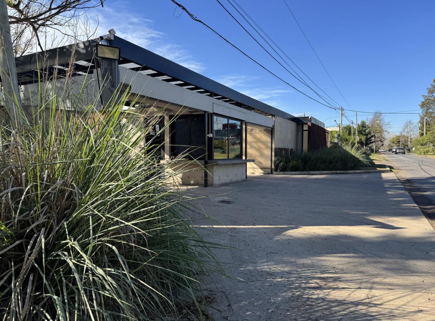 Lote en venta de 401 m2 en Barrio cerrado Pueblo DC I, calle 133 entre 505 y 506