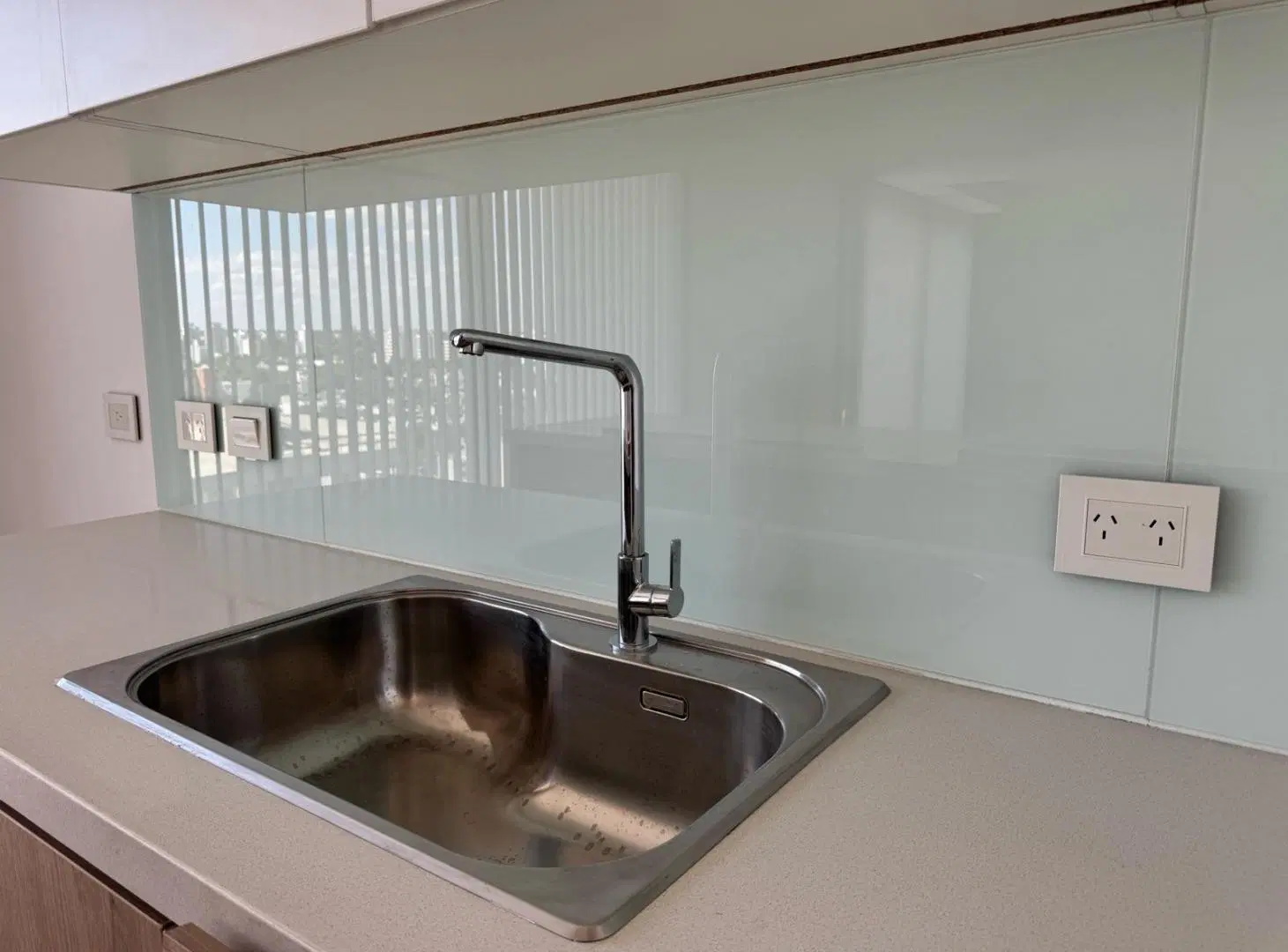 PISO - DEPARTAMENTO PREMIUM DE 3 DORM - COCHERA EN PLAZA AZCUÉNAGA-AV. 19 e/ 44 y 45 - La Plata 2