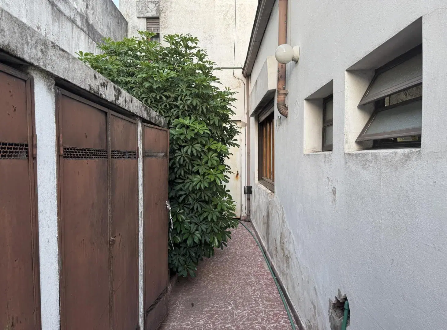 PH,TIPO CASA,3 DORM COCHERA PZA 19 de Nov (44 Y 25) LA PLATA 8