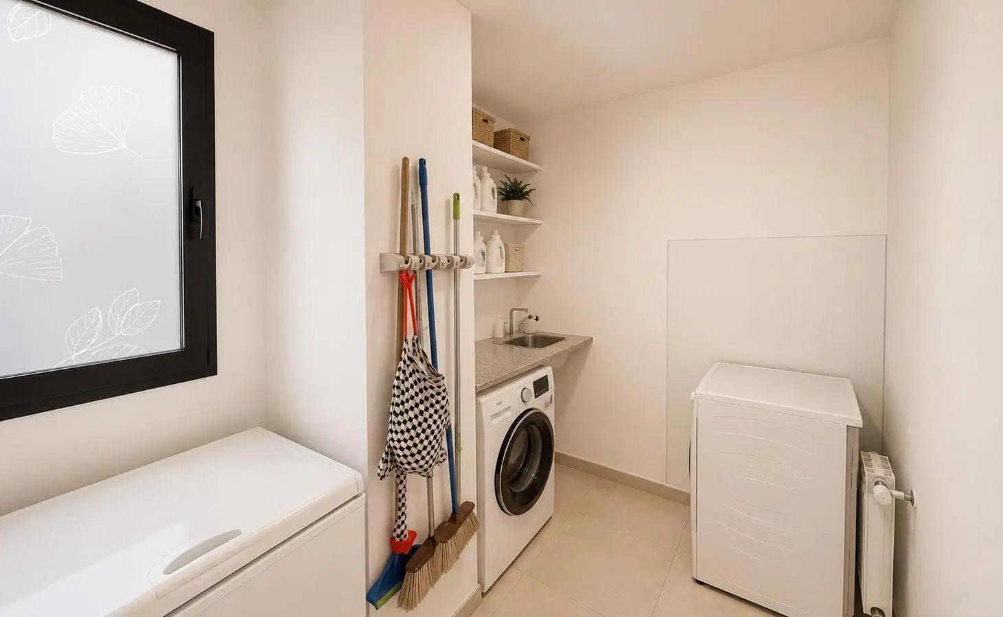 DEPTO EN VENTA DOS DORMITORIOS CON COCHERA - Calle 8 e/ 34 y 35 La Plata 8
