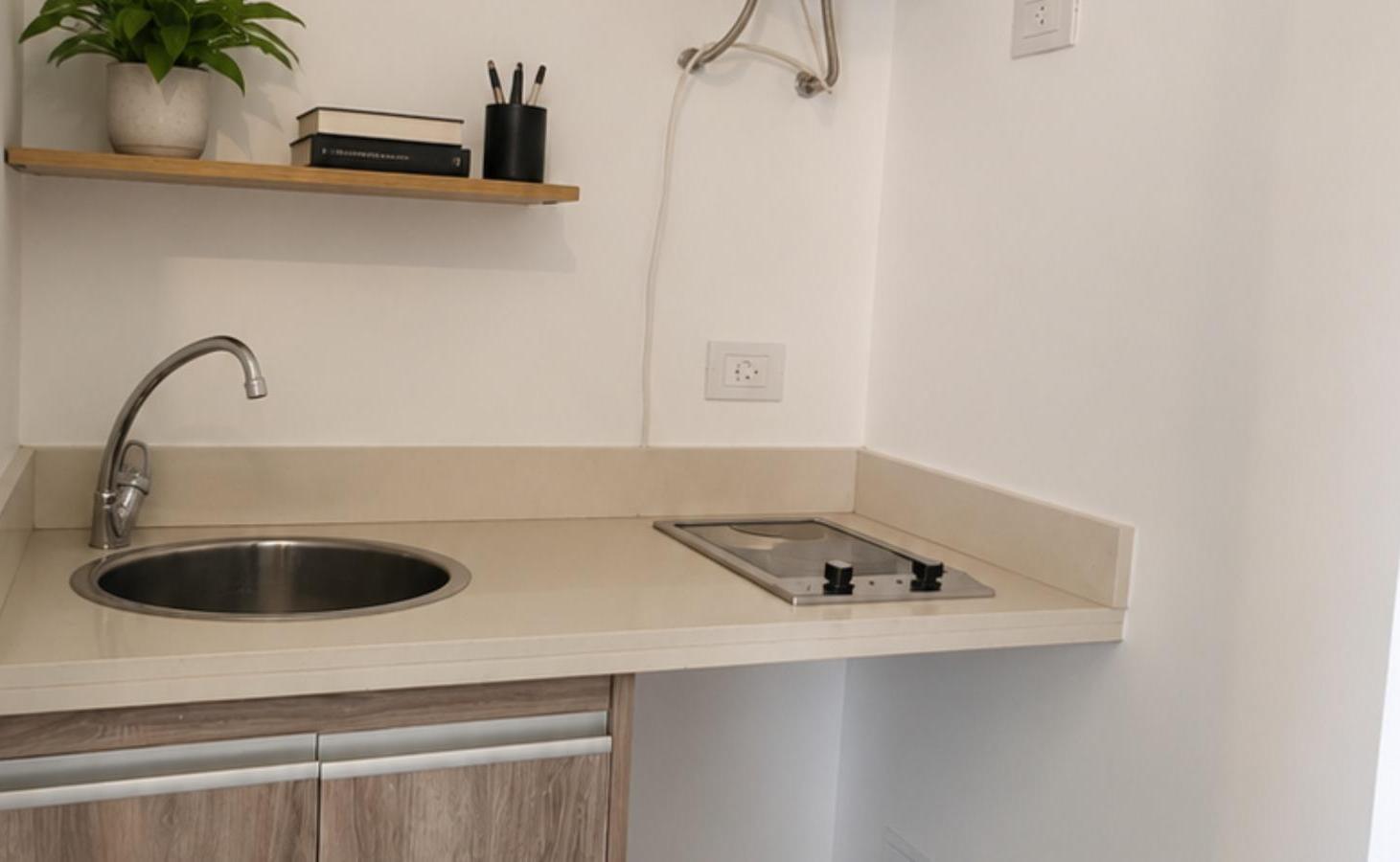 Foto de ALQUILER OFICINA- 75 Mt2 IDEAL PROFESIONALES - PASEO DON CARLOS AV. 31, imagen 4
