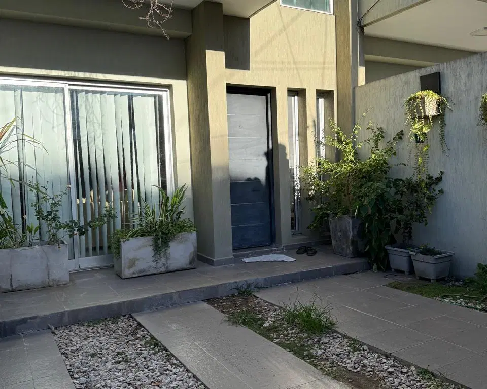 DUPLEX 2 DORM -PARQUE -PARRILLA-COCHERA Calle 460 e/ Belgrano y 23 , CITY BELL - LA PLATA 2