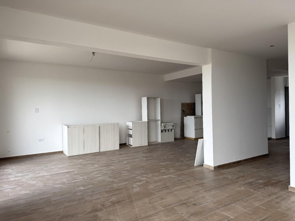 Foto de EXCEPCIONAL DEPARTAMENTO TRIPLEX EN VENTA | 3 DORMITORIOS | FRENTE, imagen 3