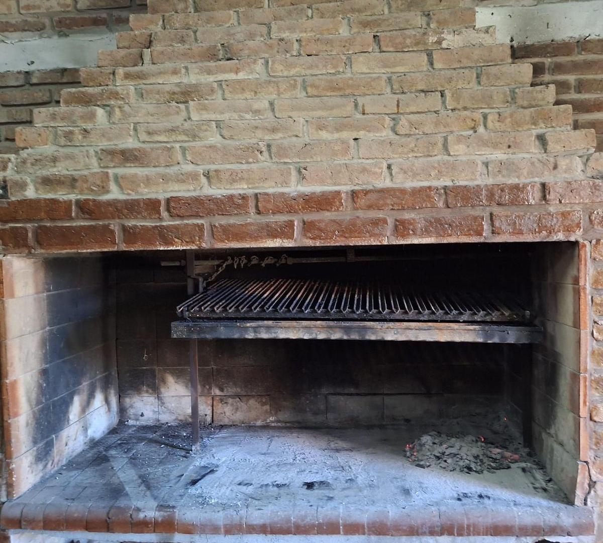 Foto de CASA EN CENTRO AGRICOLA- CALLE 522 entre 623 y 624 - EL PATO, imagen 2