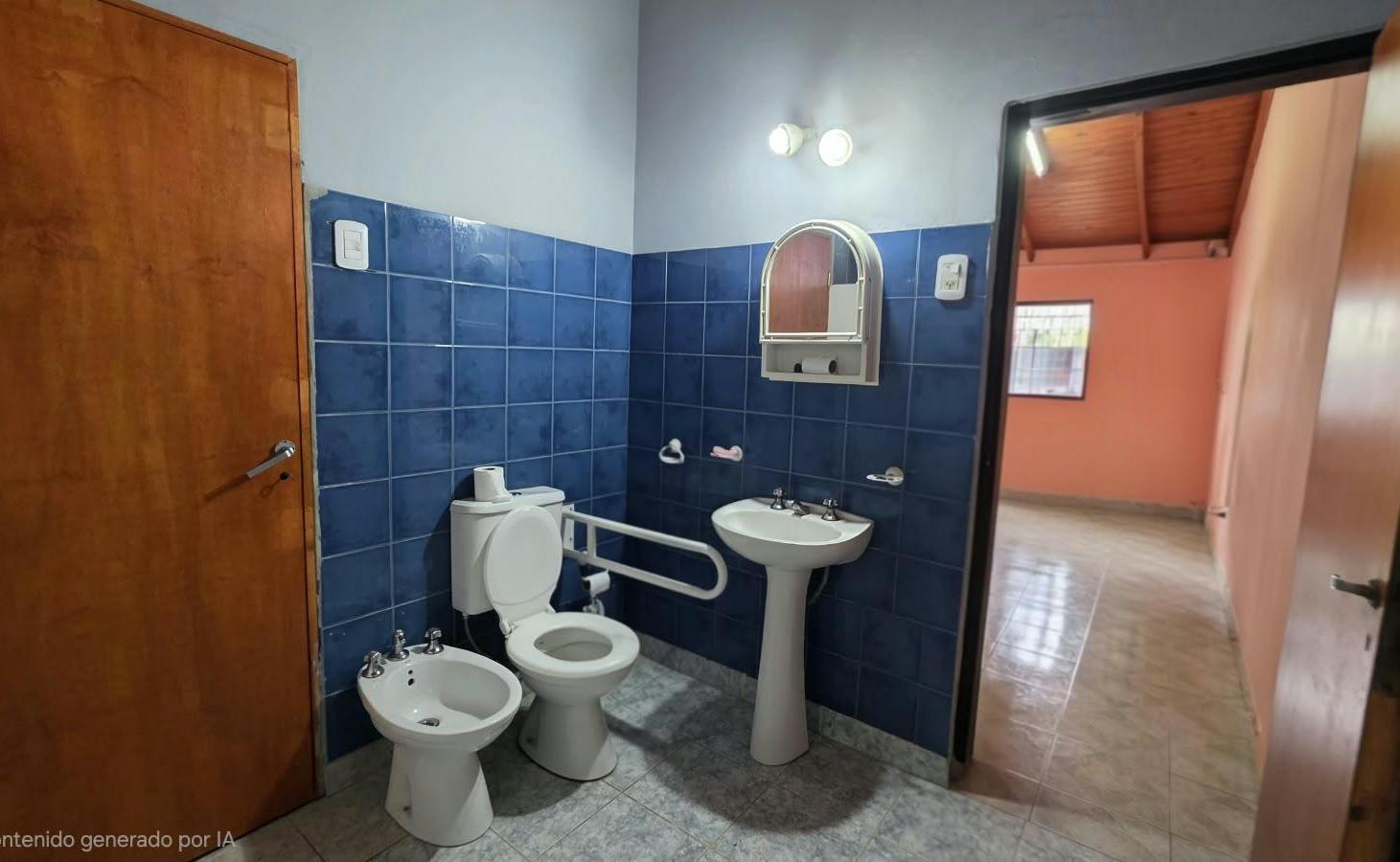 Foto de Casa en venta en City Bell, de 4 dormitorios - Calle 455 y 30., imagen 4