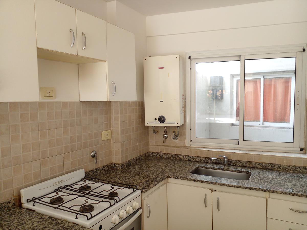 Foto de VENTA - San Lorenzo / Bv. Oroño - 1 dorm c/coch, imagen 3