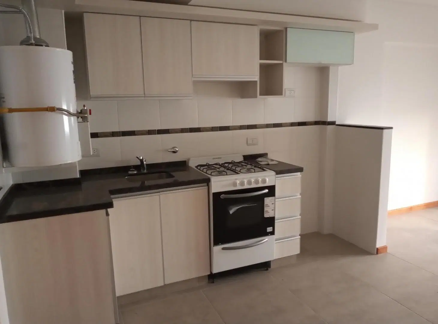 VENTA - Corrientes / Av. Pellegrini - 1 amb - amenities 2
