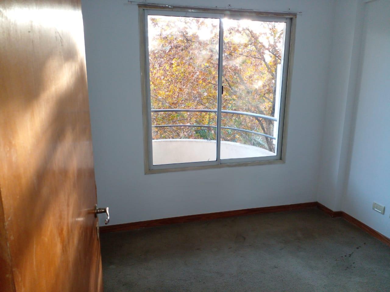 Foto de ALQUILER - Bv. Oroño / Santa Fe - 1 dorm, imagen 3