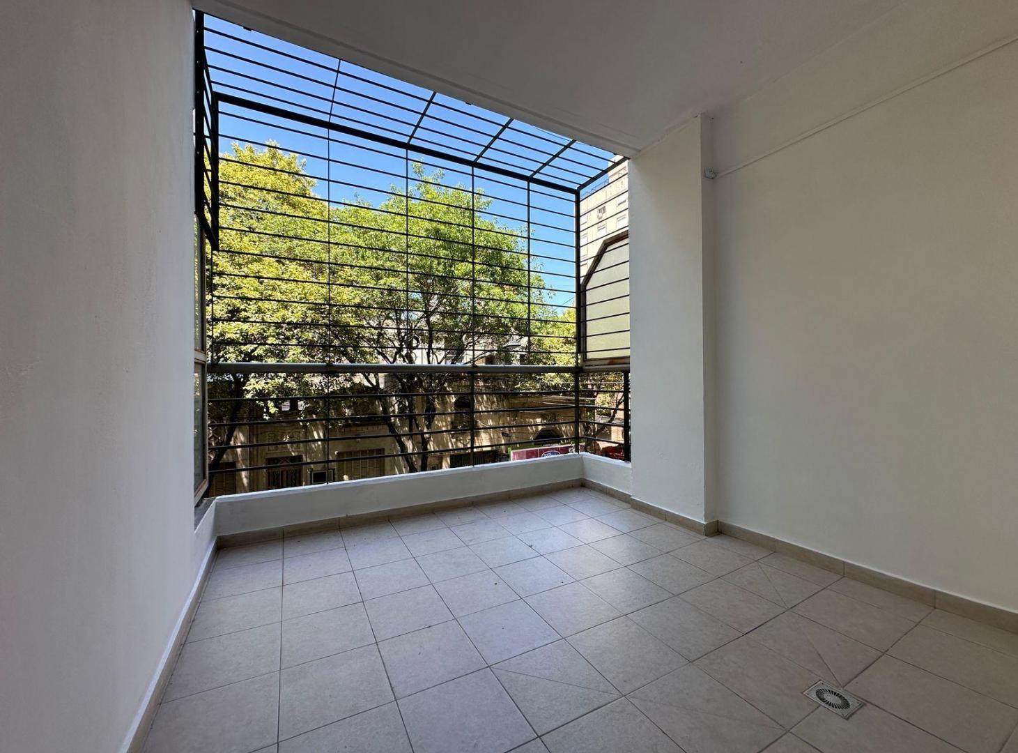 Foto de ALQUILER - Zeballos / Balcarce - 1 dorm, imagen 2