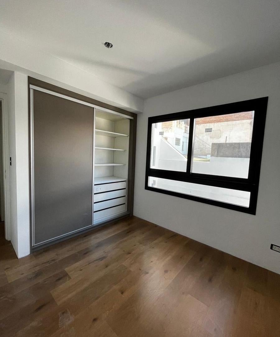 Foto de VENTA - Zeballos / Dorrego - 08 06, imagen 2