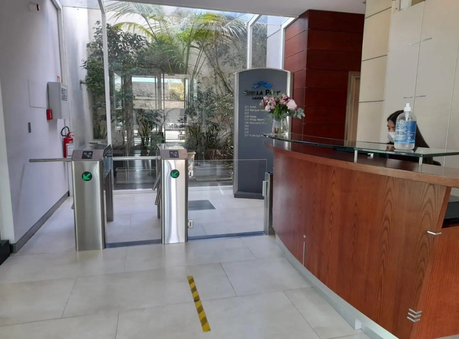OFICINA EN ALQUILER EN CARRASCO 5