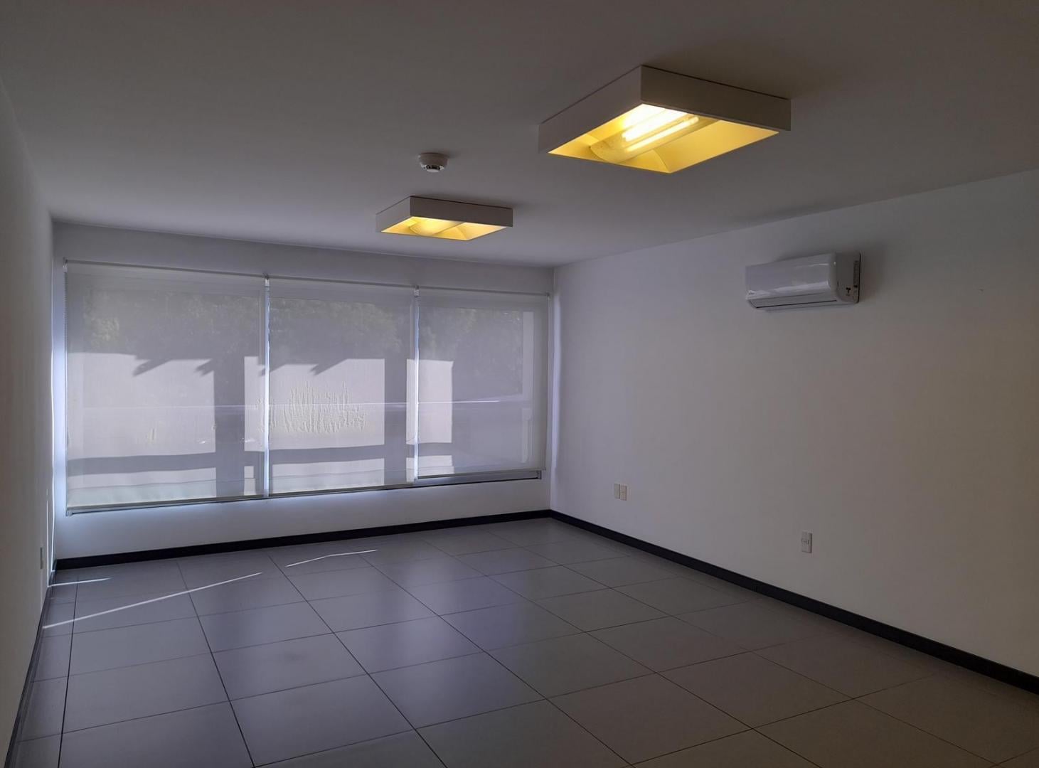 Foto de Alquiler de Oficina en Pocitos Nuevo próximo a WTC, imagen 3