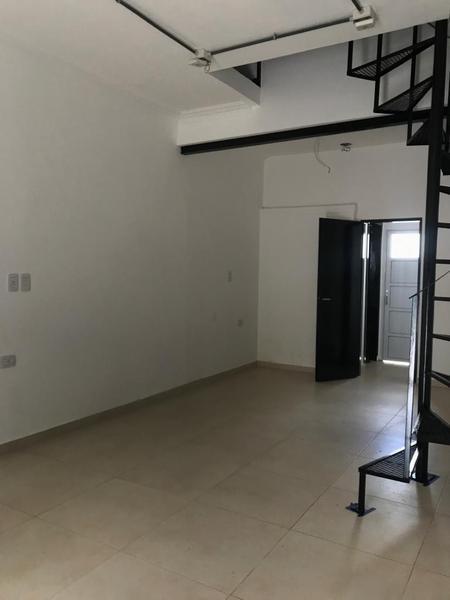 Local en Alquiler en 13/35 y 36 La Plata - Alberto Dacal Propiedades