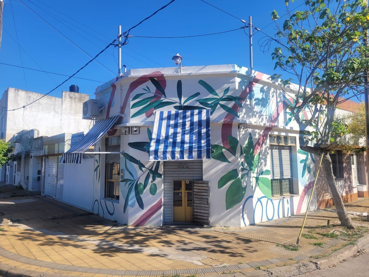 Casa en Berisso dorm y local comercial