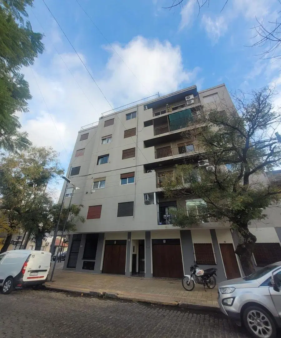Departamento 2 dorm a mts de pza paso y trubunales 1