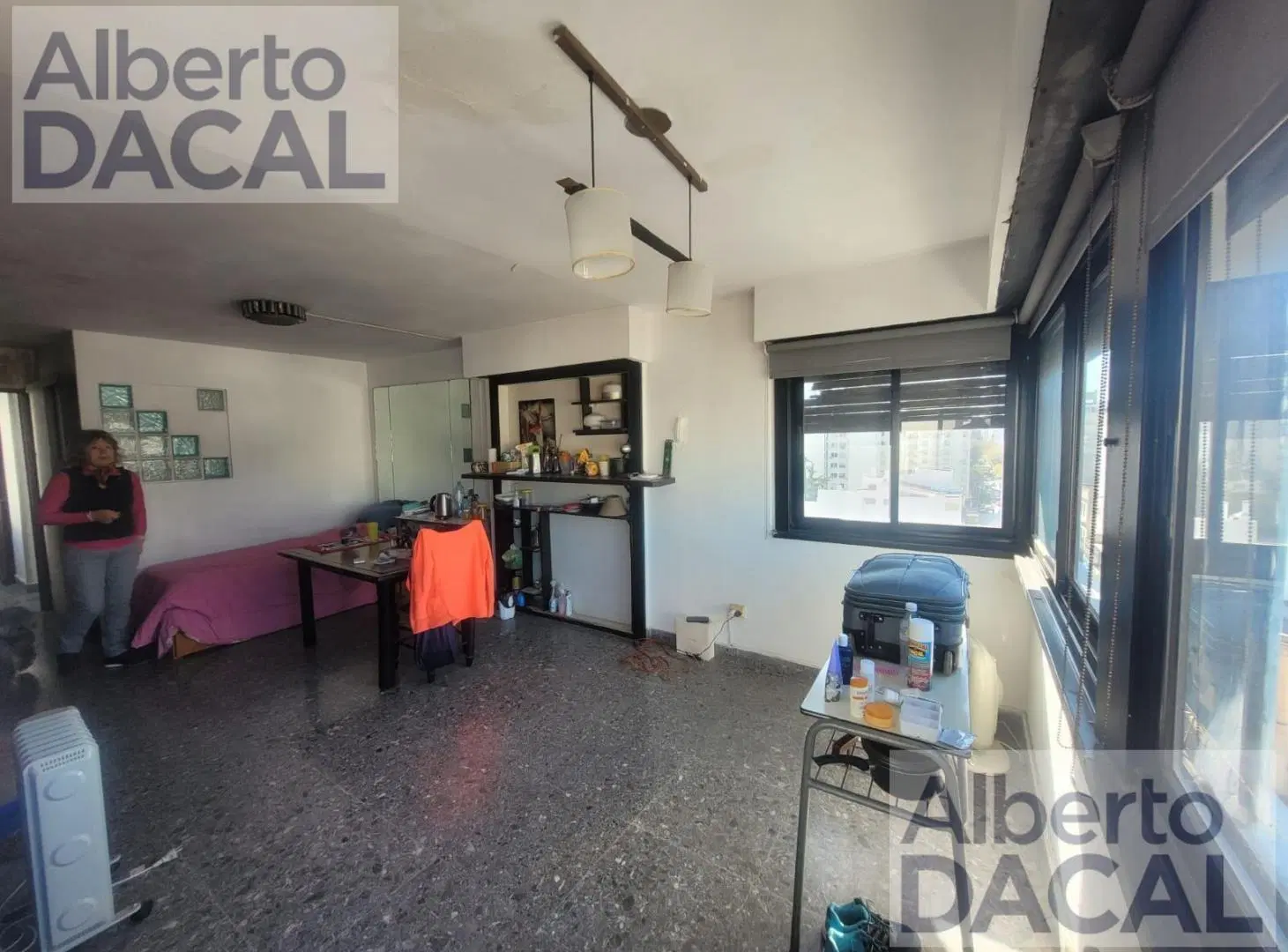 Departamento 3 dormitorios, 2 baños completos pleno centro 5