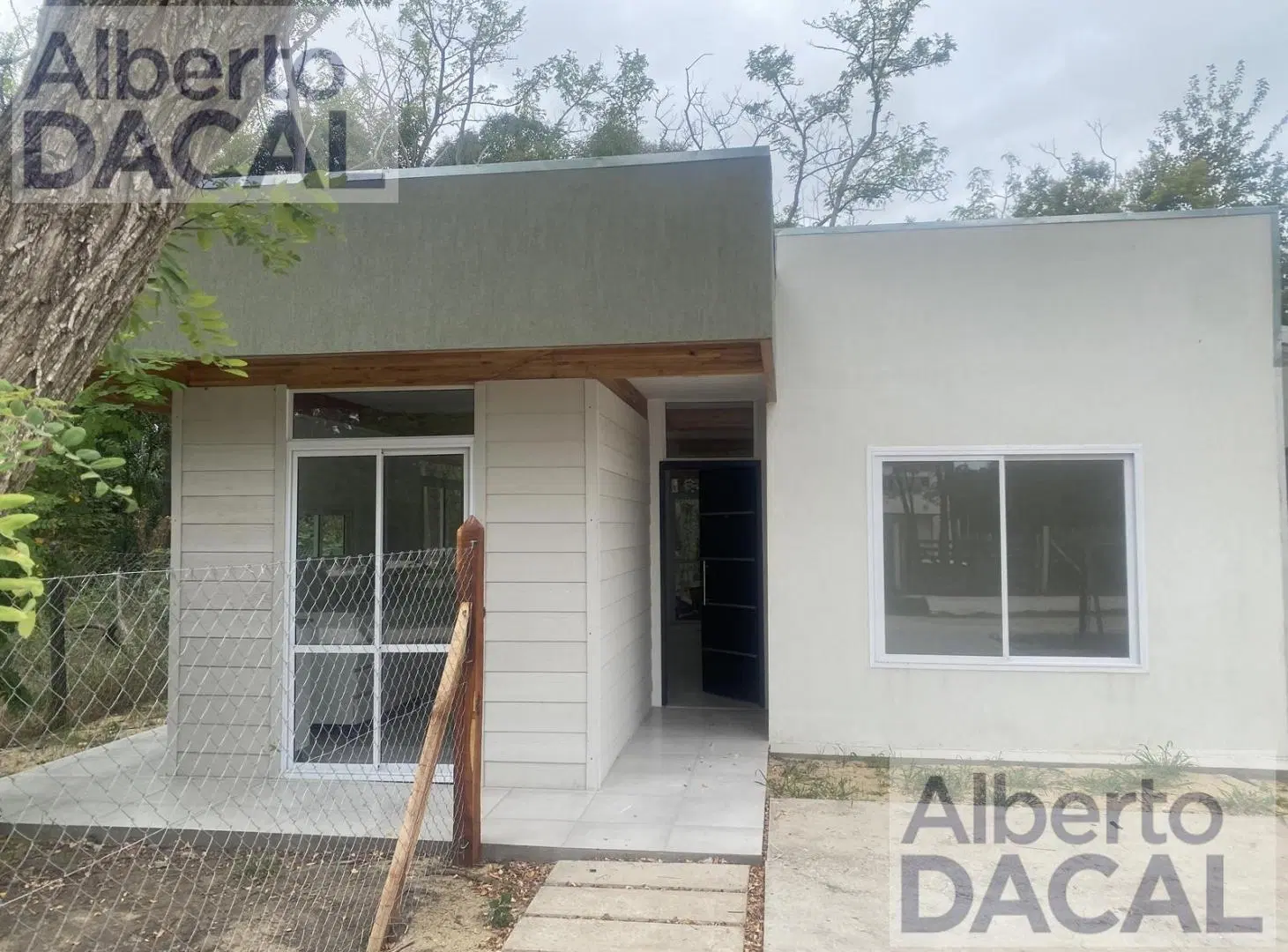 Casa a estrenar 2 dormi en barrio cerrado Garden sobre ruta 36 altura Arturo Segui 2