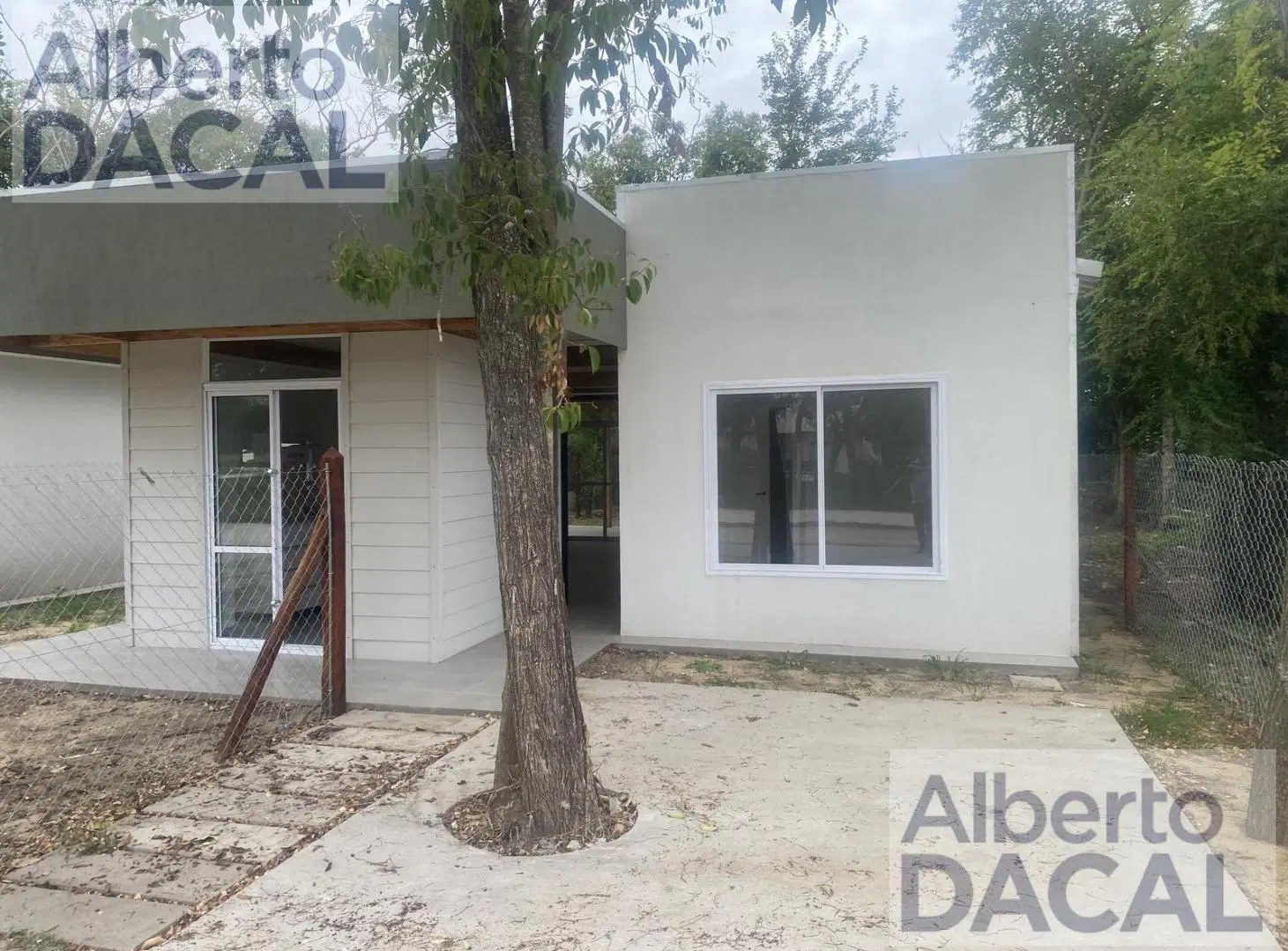 Casa a estrenar 2 dormi en barrio cerrado Garden sobre ruta 36 altura Arturo Segui 5