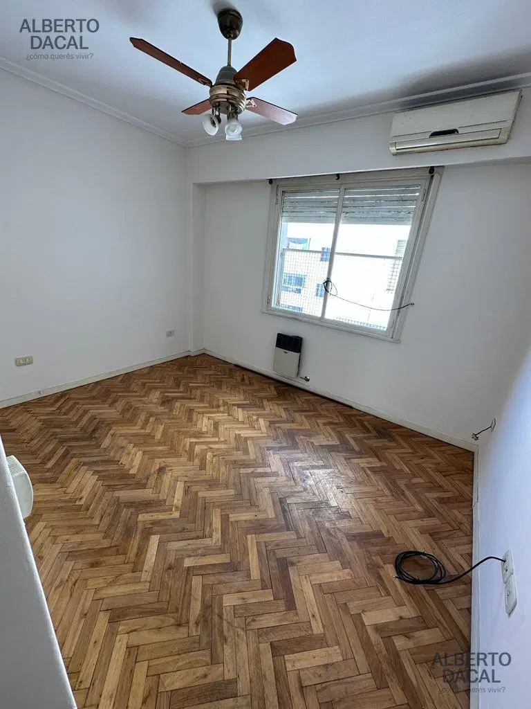 Departamento 51 Nº 664 entre 8 y 9 6to B 5