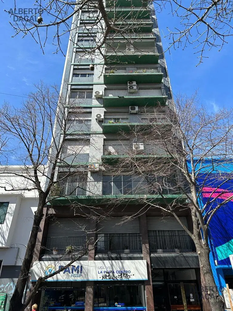 Departamento 51 Nº 664 entre 8 y 9 6to B 5