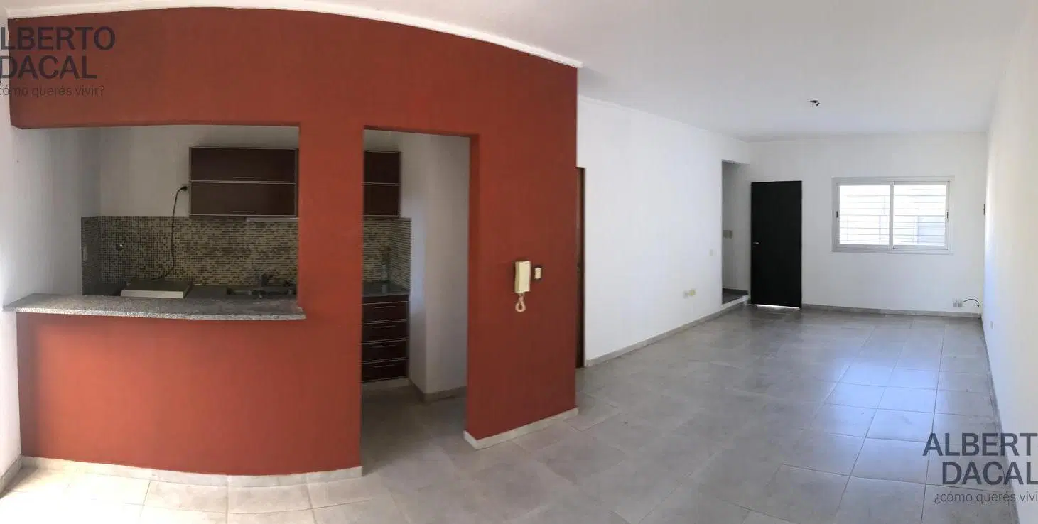 Casa - Duplex- Venta - City Bell- 2 dor. 8