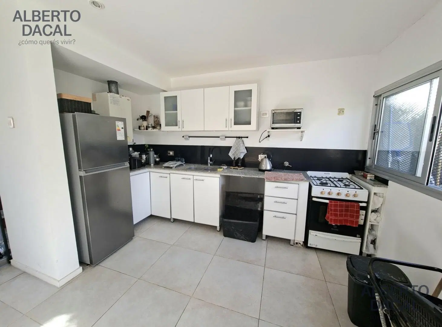 Casa DOS DORMITORIOS CON PILETA 5