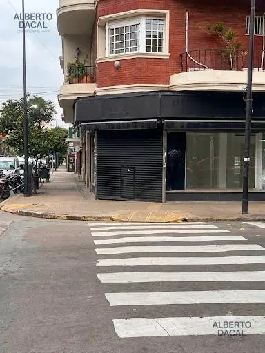Local en La Plata 3