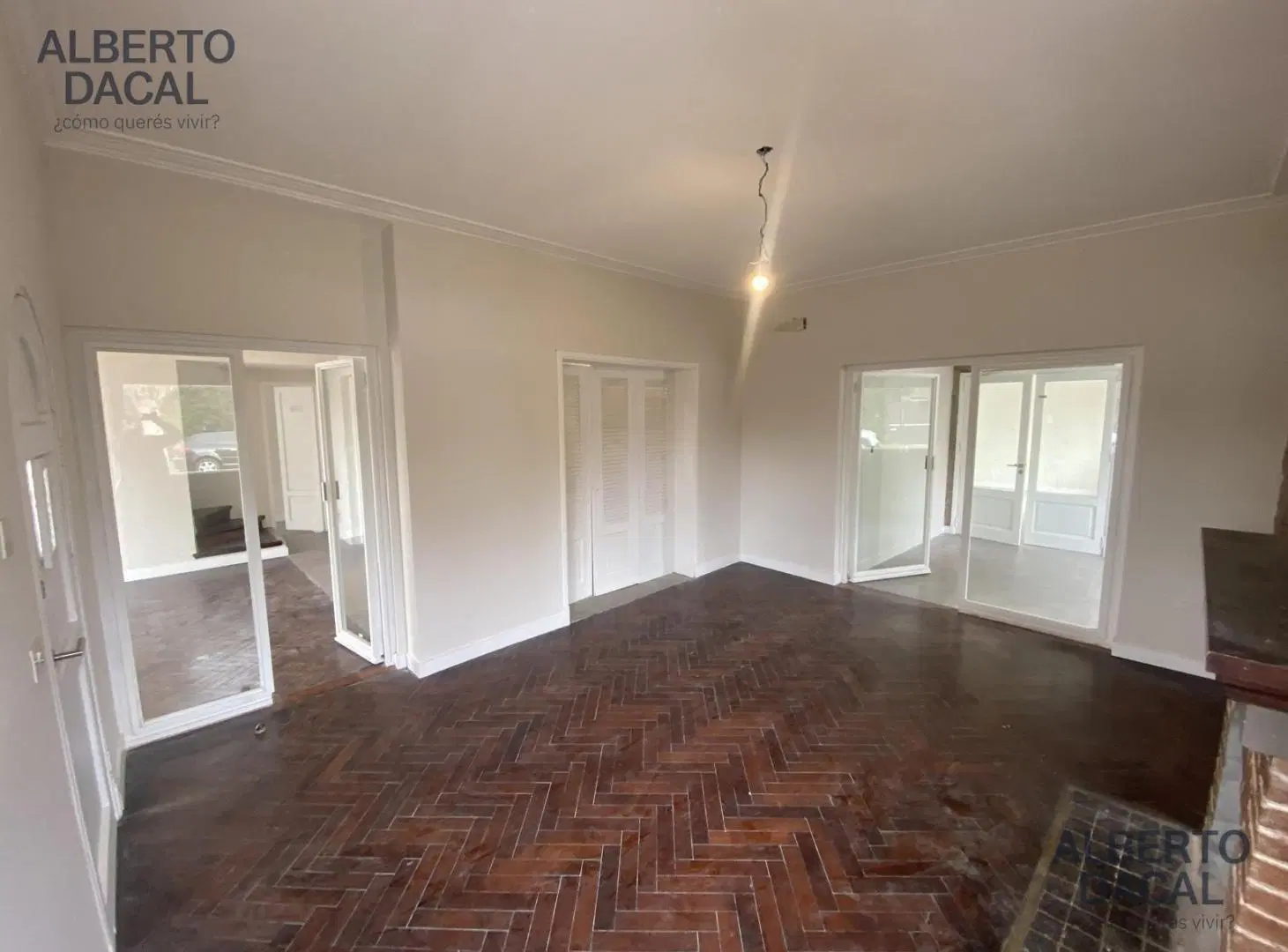 Casa comercial en City Bell 3