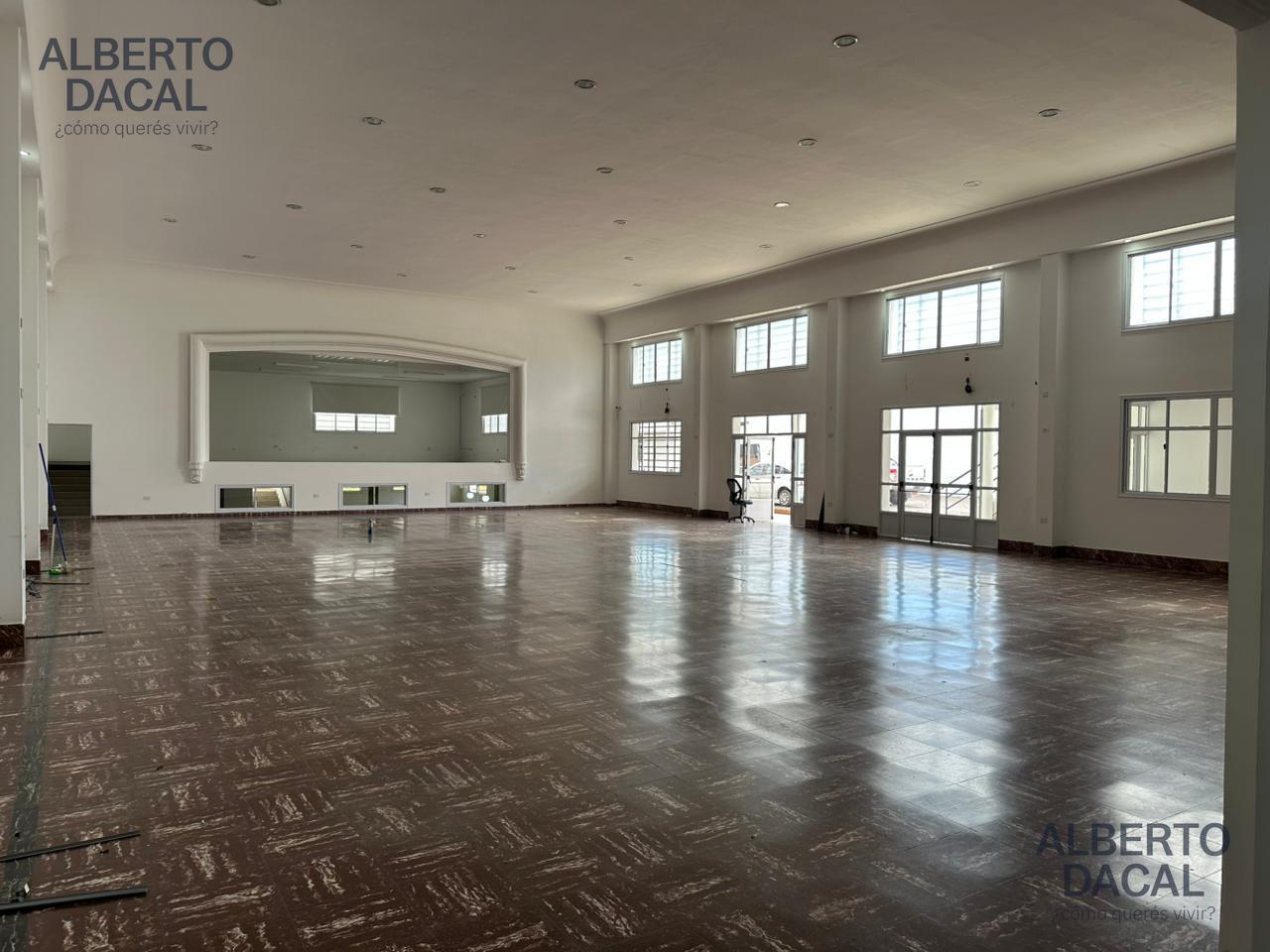 Foto de Local en 37 n° 125 e/117 y 118, imagen 3