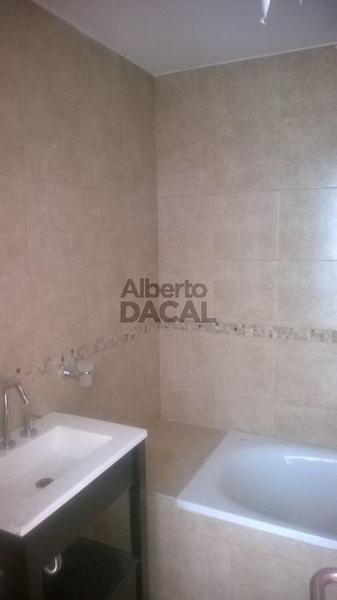 Foto de Departamento en Alquiler en 50/4 y 5 La Plata - Alberto Dacal, imagen 5