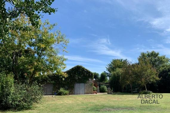 Foto de Importante propiedad en venta con Casa / Galpon Villa Castells - Manuel, imagen 1