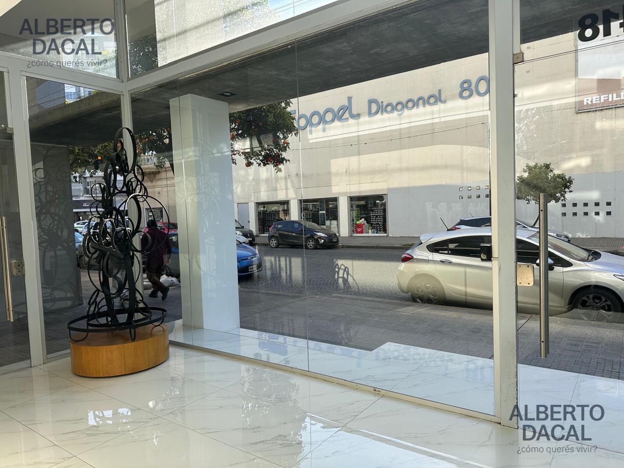 Foto de Departamento en alquiler en La Plata, imagen 3