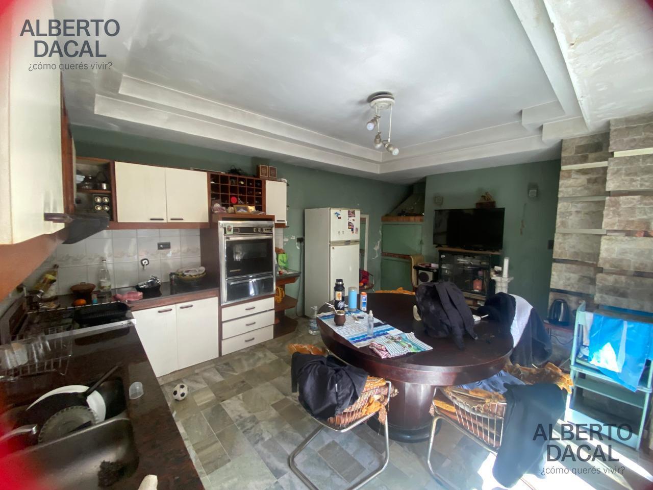 Foto de Casa con fines comerciales a refaccionar, imagen 5