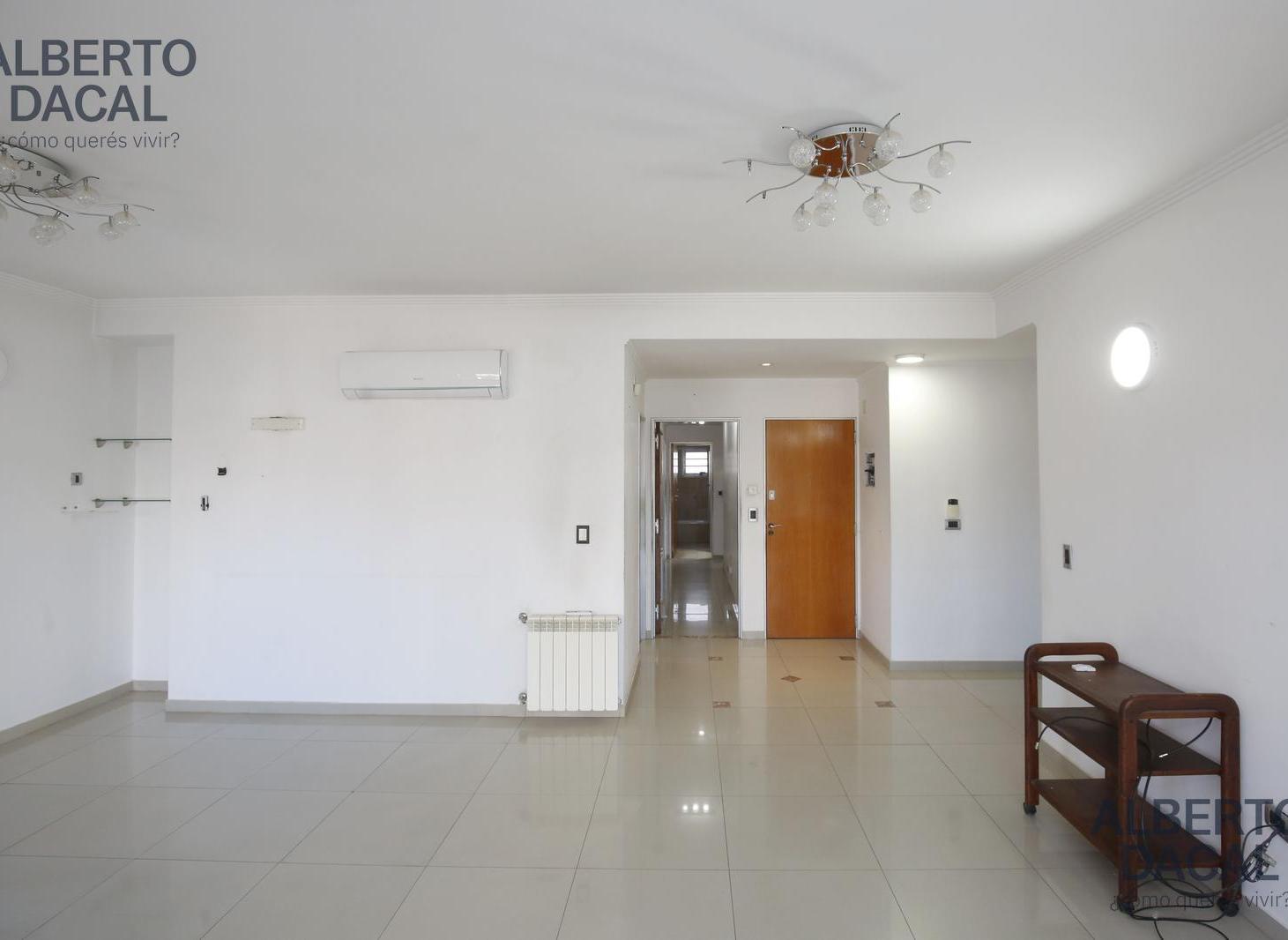 Foto de venta departamento 3 dorm, La Plata. con cochera, imagen 3